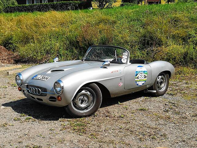 Ihn gibt es nur einmal: Den DKW 3=6 mit handgefertiger Karosserie