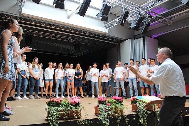 Die Schüler des Musikprofils zeigten einmal mehr, was sie können. Ihr Auftritt verdeutlichte, dass die Entscheidung für ein Musikprofil ...