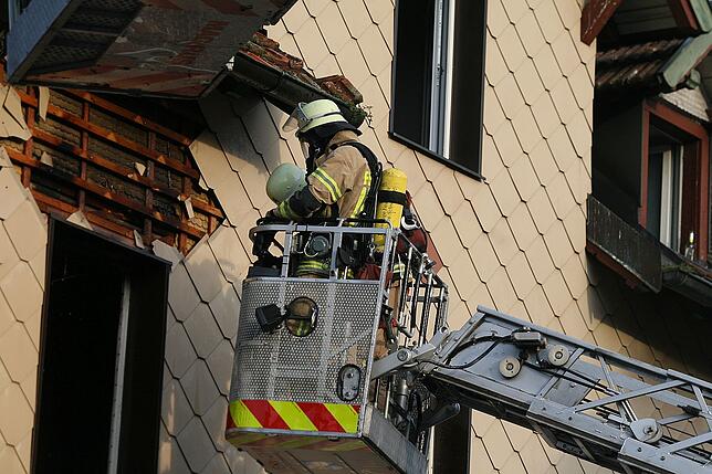 Bild 11: Weinhaus Schunk brennt aus &ndash; Bilder vom Brandort Teil 2