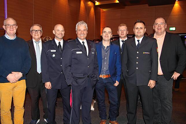 Peter Wolf, Kommandant der Feuerwehr Waldshut-Tiengen, Manfred Beck, früherer Erster Beigeordneter, Christian Baumgartner, ...