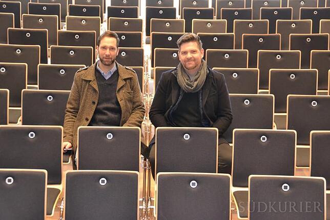 Nehmen schon mal Platz im neuen Saal: Matthias Becht (links) und Martin Möcking.