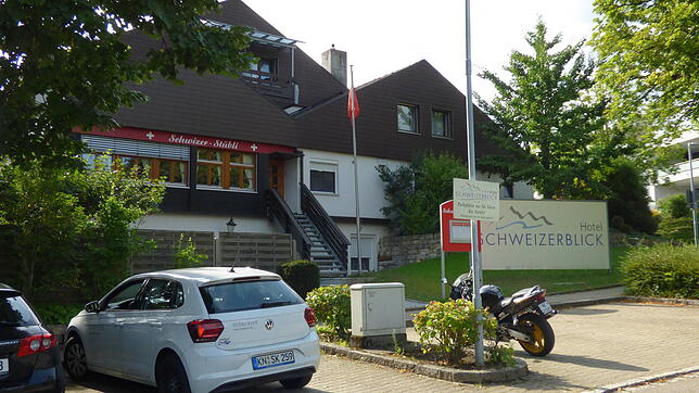 Der Schweizerblick ist nicht mehr sterne-zertifiziert durch den deutschen Hotel- und Gaststättenverband. Die drei Sterne gingen Anfang ...