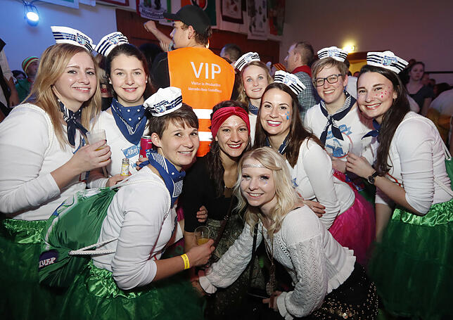 Bild 28: Bilder von der Party nach dem Nachtumzug in Pfohren