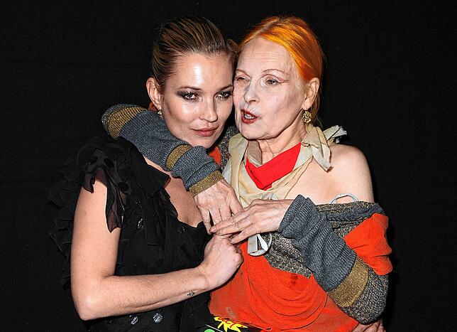 Kate Moss 2009 mit Dame Vivienne Westwood.
