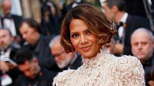Oscar-Preisträgerin Halle Berry hat eine weitere junge Katze adoptiert und bittet ihre Fans um Hilfe bei der Namensfindung. (Archivbild)