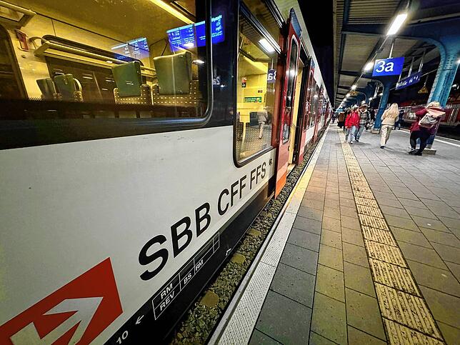 Ein Seehas-Zug der SBB Deutschland GmbH am Konstanzer Bahnhof. Gerade in den grenzüberschreitenden Regionen hat die Verspätung deutscher ...