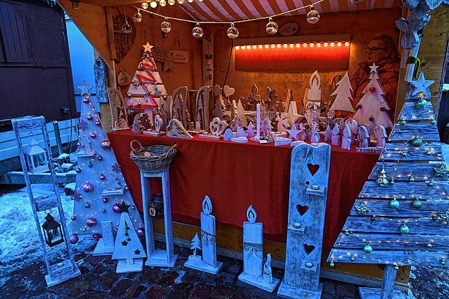 Kunsthandwerk und Weihnachtliches soll in diesem Jahr wieder verstärkt angeboten werden.