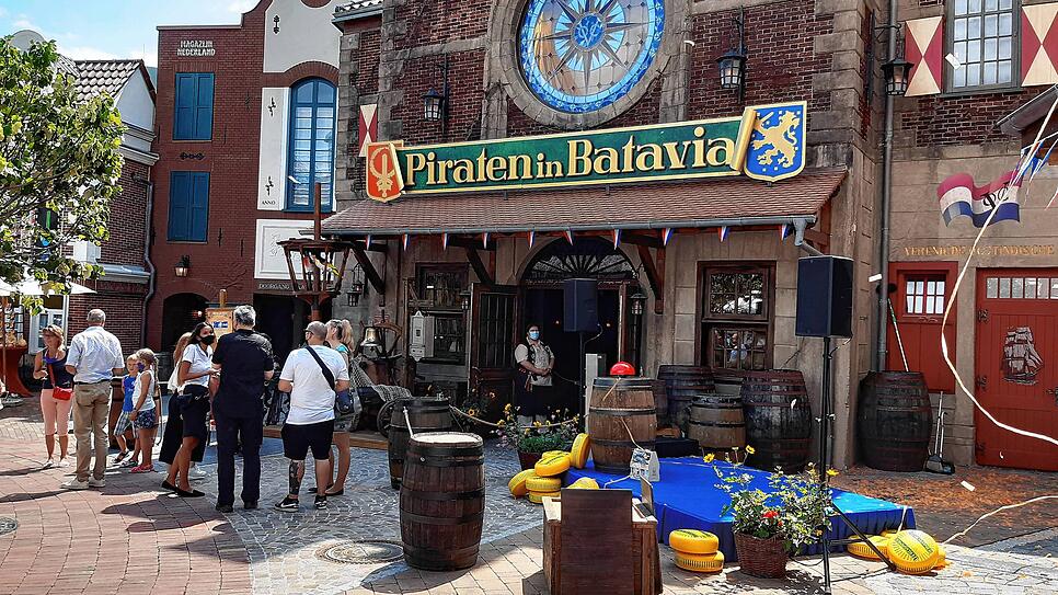 Bild : Der Europa-Park hat die „Piraten in Batavia“ wiedereröffnet. So sieht es in der Bahn aus