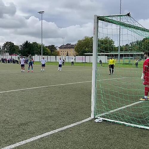 Strafstoßtor zum 1-0 durch Plavci