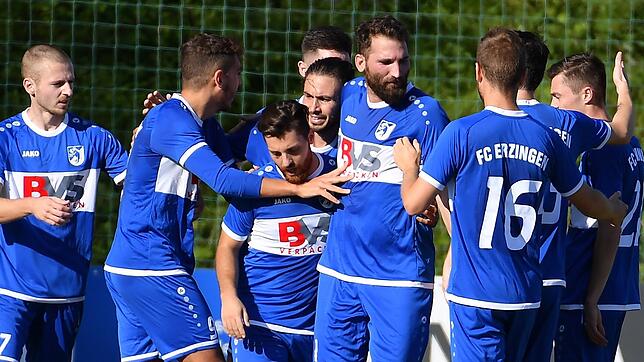 Bild : Spitzenreiter FC Erzingen setzt sich mit 5:0 beim FC RW Weilheim durch &ndash; und wir haben die Bilder!