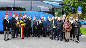 Unter Leitung von Stadtpfarrer Bernd Walter unternahm diese Gruppe eine Fahrt von Überlingen nach Elzach zur Trauerfeier für den ...