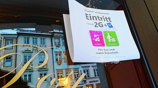 Derzeit gilt „2G+ light“ in den Restaurants. Viele Geimpfte können also auch ohne aktuellen Coronatest essen gehen.