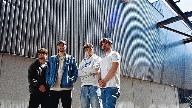 Die Band Zweifel spielt in Lauchringen, der Heimat von Drummer Joel Henss und Bassist Jupp Kögel. Foto: Pedro Dederer
