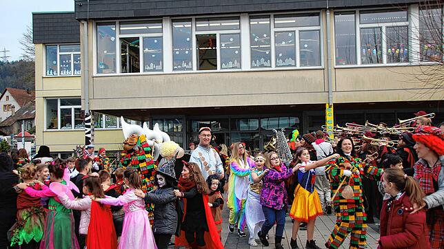 Was bisher normal war, ist derzeit undenkbar: Gemeinsam feiern und die Fasnacht genießen. Das Bild entstand bei der Befreiung der ...