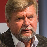 Klaus Schroeder, Politikwissenschaftler und Historiker, geboren 1949 in Lübeck-Travemünde, leitet seit 1992 den Forschungsverbund ...