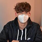 Dominik (17): &bdquo;Ich bin froh, dass wir endlich wieder zusammen unterrichtet werden. Das hat gefehlt.&ldquo;
