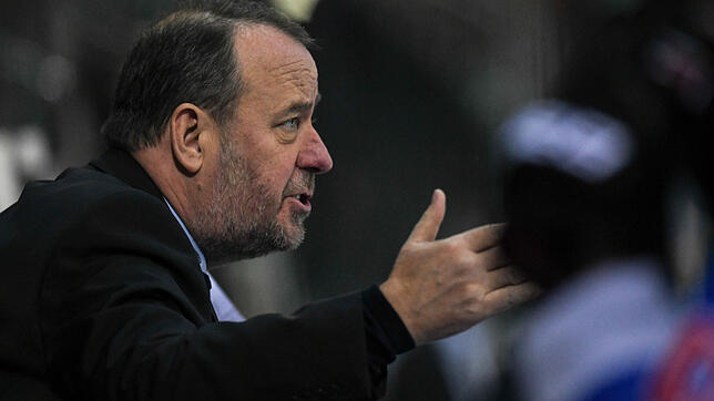 Schwenningens Trainer Paul Thompson.