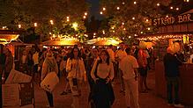 Das Stadtgartenfest ist mit einer lauen Sommernacht und vielen Besuchern am Mittwochabend, 6. August, gestartet. Eintritt müssen die ...