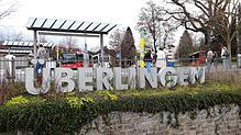 Vor über zwei Jahren hat ein heute 22-Jähriger am Bahnhof in Überlingen mit Drogen gehandelt. Dieses Archivbild entstand im Frühjahr ...