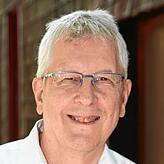 „Der neue Kollege hält auch mal Gottesdienste am See, in Kneipen oder mitten in der Stadt“, sagt Uwe Ziegler, Vorsitzender der ...
