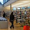 Stark abgenommen hat die Zahl der Besucher in der Bibliothek am Bildungszentrum. Die Pandemie lässt aber auch die Zahl der ...