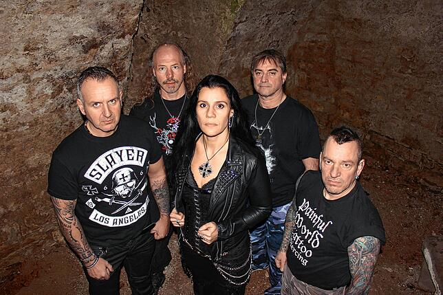 Dark Zodiak bei der Gründung vor zehn Jahren: Jürgen Gisy, Dieter Schwarz, Simone Schwarz, Charly Gag und Siggi Kromolka (von links).