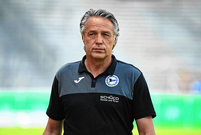 Uwe Neuhaus, Trainer von Ariminia Bielefeld
