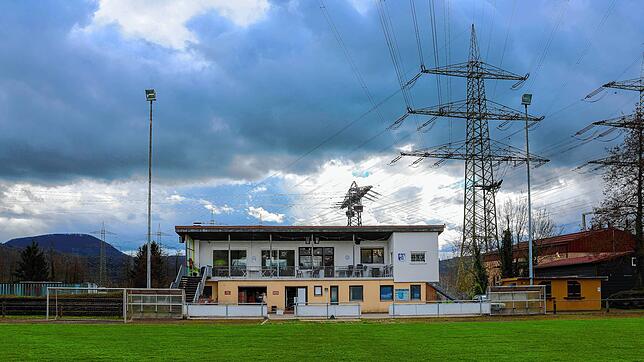 Der SV Blau-Weiß Murg möchte auf seinem Vereinsheim eine Photovoltaik-Anlage installieren und die Flutlichtanlage auf LED umrüsten.