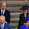 König Charles III. mit Camilla, Prinz William und Kate im März 2023. Wer übernimmt, wenn Charles und Kate wegen Krankheit ausfallen?