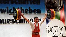 1991: Unvergessen sind die Gewichtheber-Weltmeisterschaften der Männer und Frauen in den Donauhallen. Es wurde eine Meisterschaft der ...