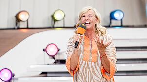 Am 21. September läuft der „ZDF-Fernsehgarten“. Hier finden Sie Infos zu Gästen, Programm, Übertragung und Wiederholung.