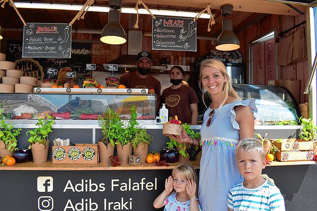 Jennifer Strauß ist eine &bdquo;Wiederholungstäterin&ldquo;. Sie besucht das Streetfood-Festival schon zum dritten Mal mit ihren Kindern ...