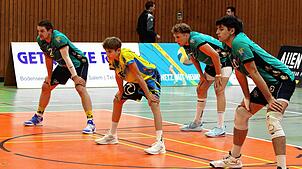 Der TSV Mimmenhausen (Jan Jalowietzki, von links, Leon Reichert, Lukas Baumgärtner und David Robert Markovic) spielt am Samstag in Dresden.