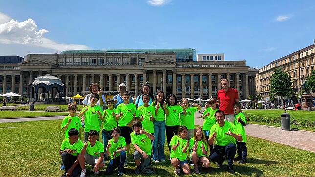 Da strahlen sie um die Wette, die Moderatoren und Radiomachen von der Klosterringschule in Villingen: Ihren ersten Preis nehmen sie in ...
