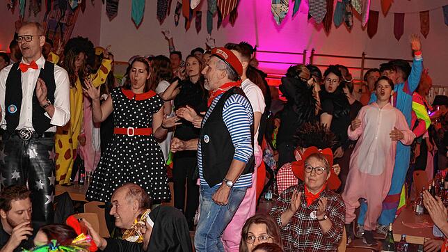 Bild : Zirkusfestival beim Sportlerball in Rietheim