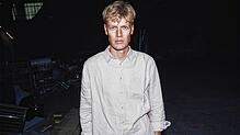 Der in Berlin lebende Autor Christian Mitzenmacher gastiert mit seinem Debütroman „Knallkrebse“ am Mittwochabend 24.¦September, im ...