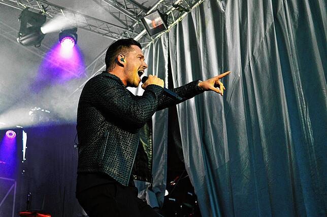 Bild 14: Bilder vom Nico-Santos-Konzert in Markdorf (2)