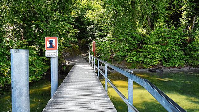Der Steg am Fuß der Marienschlucht wird nun erneuert und anders als der bisherige. Dieses Foto entstand 2014, also vor der Sperrung der ...