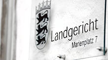 Der 33-Jährige wurde vor dem Landgericht Ravensburg letztlich nicht wegen Geiselnahme, sondern wegen Freiheitsberaubung verurteilt.