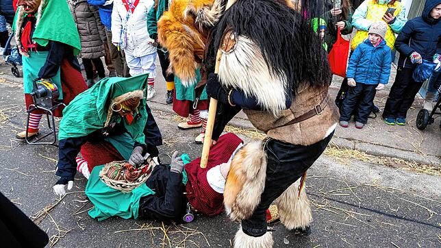 Bild : Grenzsteintreffen Brigachtal: So schön war‘s beim Umzug durch Kirchdorf – Teil 3