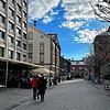 Hier in diesem Bereich der Sigismundstraße überfielen die Täter ein Brüderpaar.
