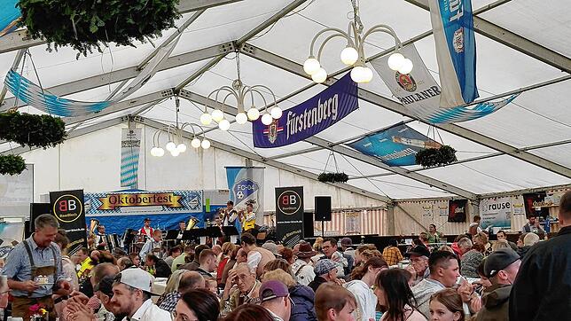 Es ist wieder angerichtet: Beim Gütenbacher Oktoberfest werden in der mittlerweile zwölften Auflage viel Musik und deftige kulinarische ...
