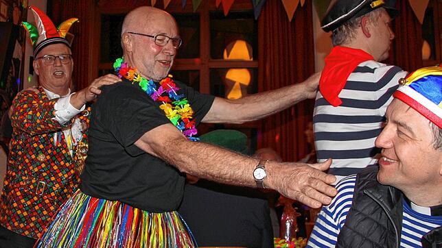 Bild : Bilder vom Schwarzen Ball der Seelsorgeeinheit Stockach