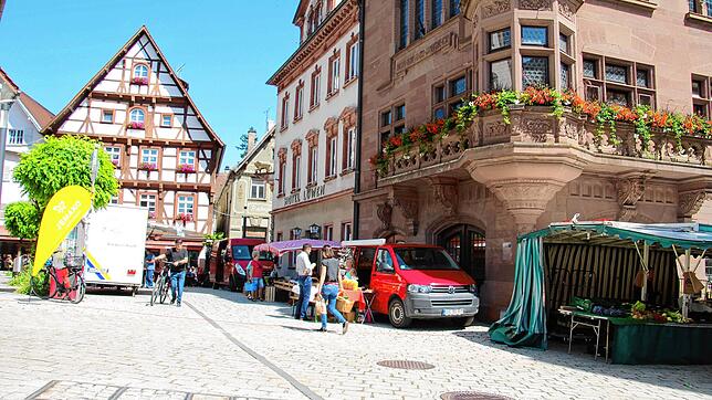 Immer freitags gibt es den Wochenmarkt in der Meßkircher Altstadt.