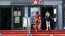 Jobcenter könnten ab 2027 wieder einen Antrag auf vorzeitige Rente von Bürgergeld-Empfängern verlangen. Was das bedeutet.