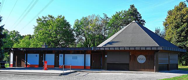 Das Vereinsheim des Sportvereins Gurtweil ist lediglich bei Heimspielen der ersten Mannschaft für die Fußballgäste geöffnet.