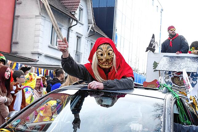 Bild 14: Bilder vom großen Fasnet Samschdig-Umzug der Poppele-Zunft (3)