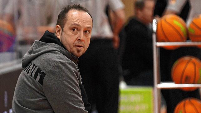 Sorgenvolle Blicke: Für Panthers-Trainer Alen Velcic und seine Spieler gab es in den vergangenen Tagen schlechte Nachrichten.