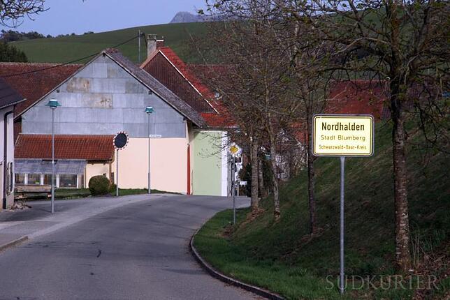 Nordhalden wird 2017 850 Jahre alt – weshalb die Dorfchronik aktualisiert gehört. Für den Druck und das Binden erbittet der ...