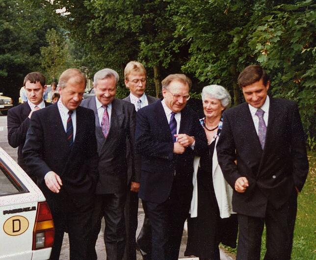 Landesvater in Wehr: Hans-Jürgen Danzmann, Karl-Wilhelm Mutter, Ministerpräsident Lothar Späth, Inka Schaffmaier und Klaus Denzinger.
